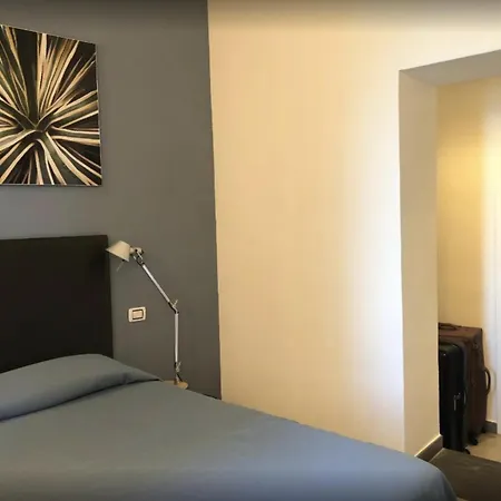 Marina Piccola Otel