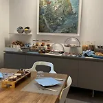 Marina Piccola 3*