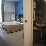 匹克拉海滨酒店 马纳罗拉