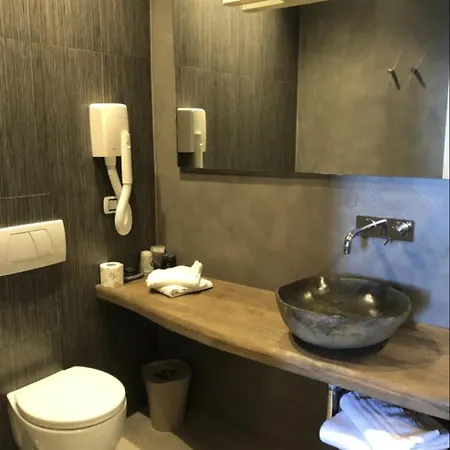 Szálloda Marina Piccola 3*